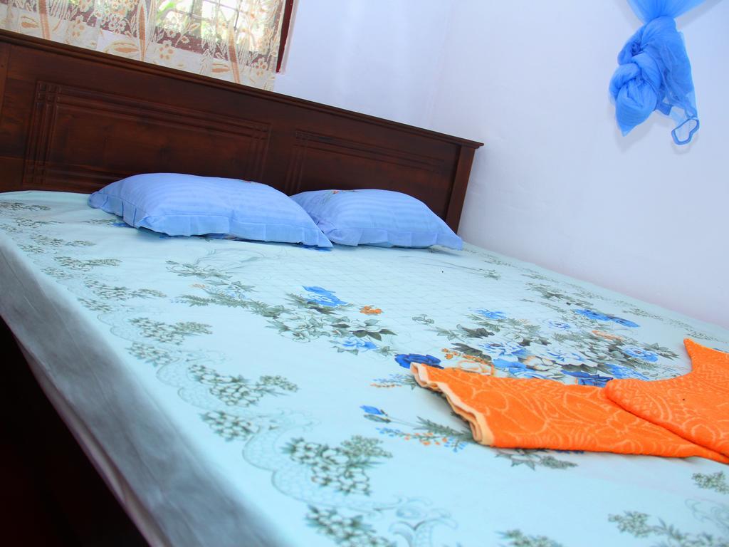 Bed and Breakfast Dilan Guest Mirissa Exterior foto